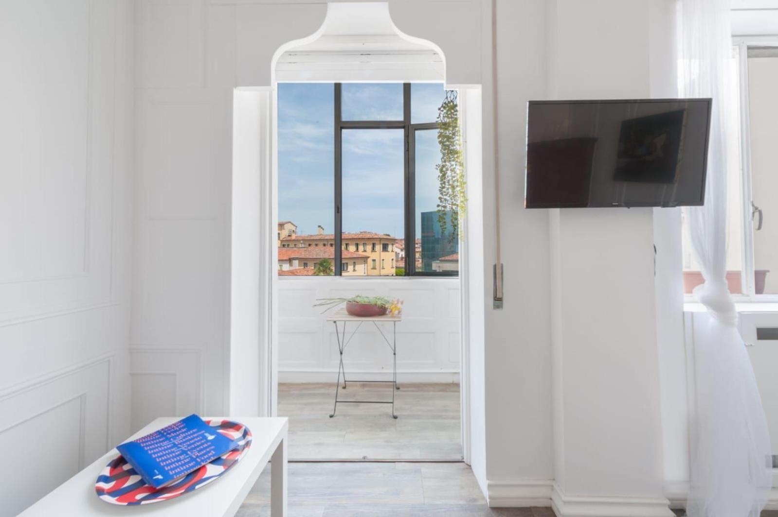 Attico Con Terrazza Mestre By Bricola *